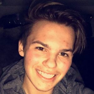 Meet your Posher, Mark